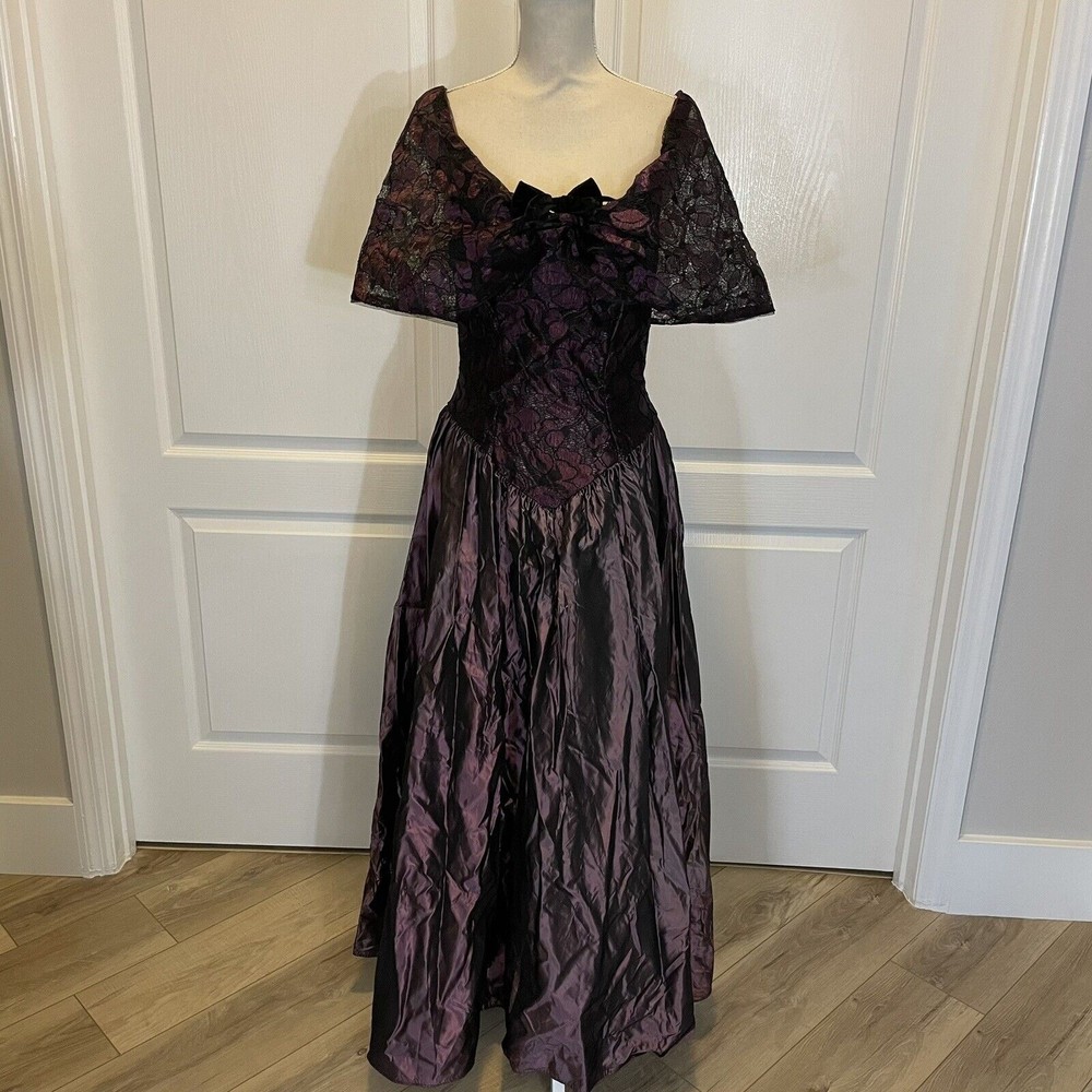 Loralie Original Purple Black Taffeta Dress 12 Womens VINTAGE Off the Shoulder